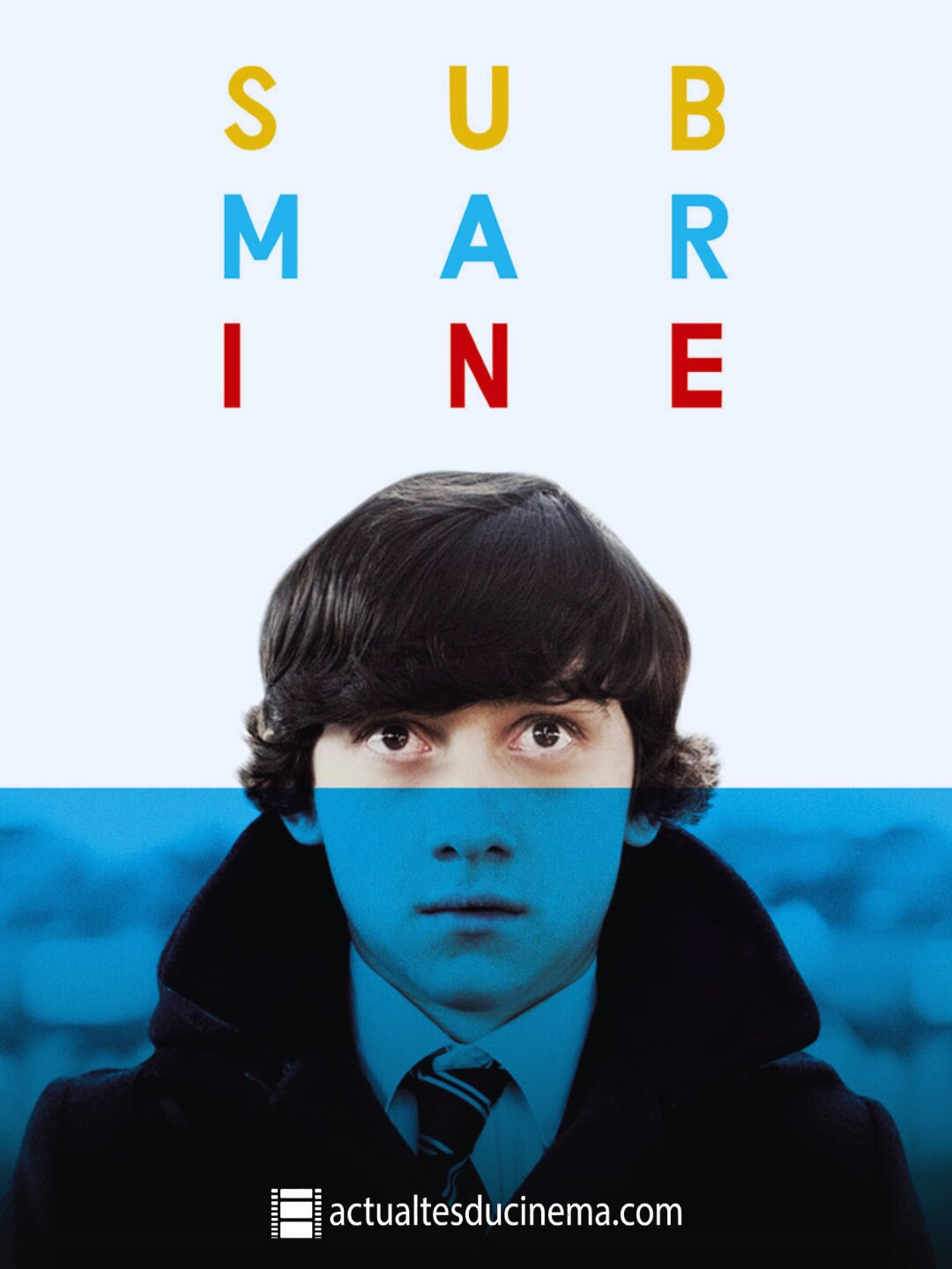 Affiche officielle du film Submarine.